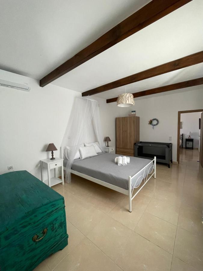 Haroupia Villa Елафониси Екстериор снимка
